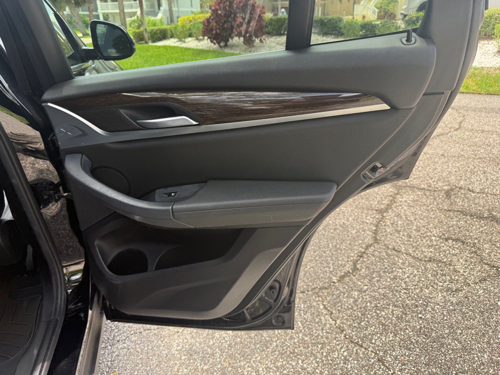 2018 BMW X3 Image 18