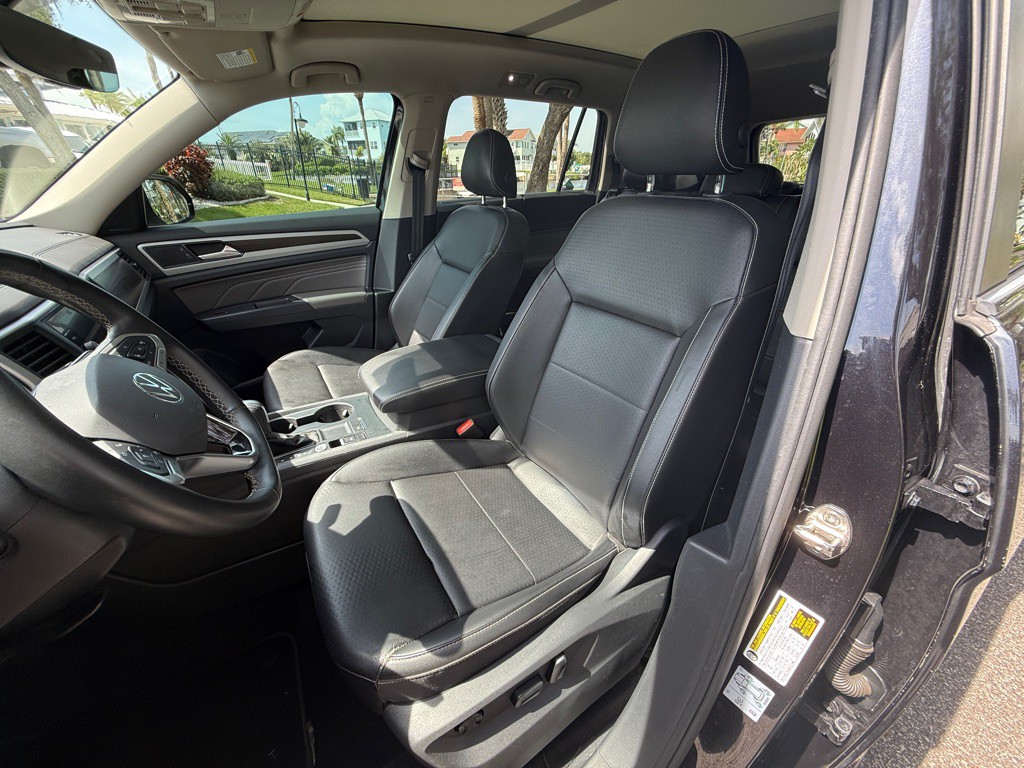 2021 Volkswagen Atlas Image 9