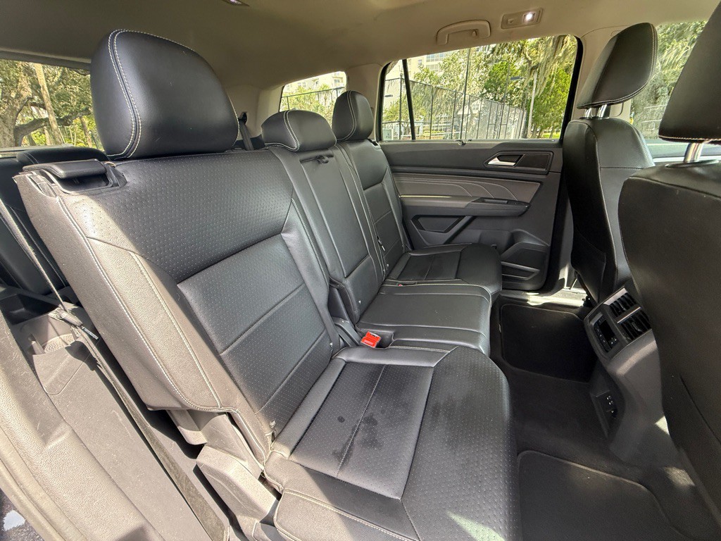 2021 Volkswagen Atlas Image 17