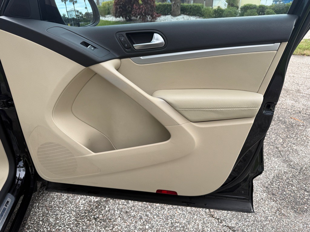 2016 Volkswagen Tiguan Image 20
