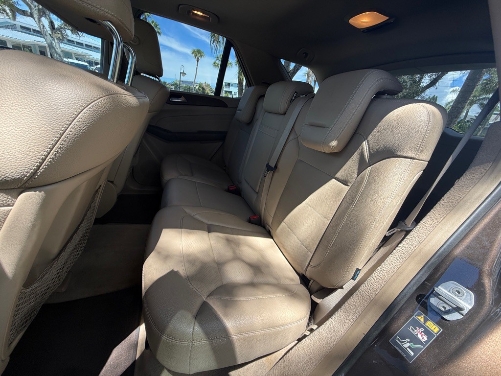 2013 Mercedes-Benz M-Class Image 13
