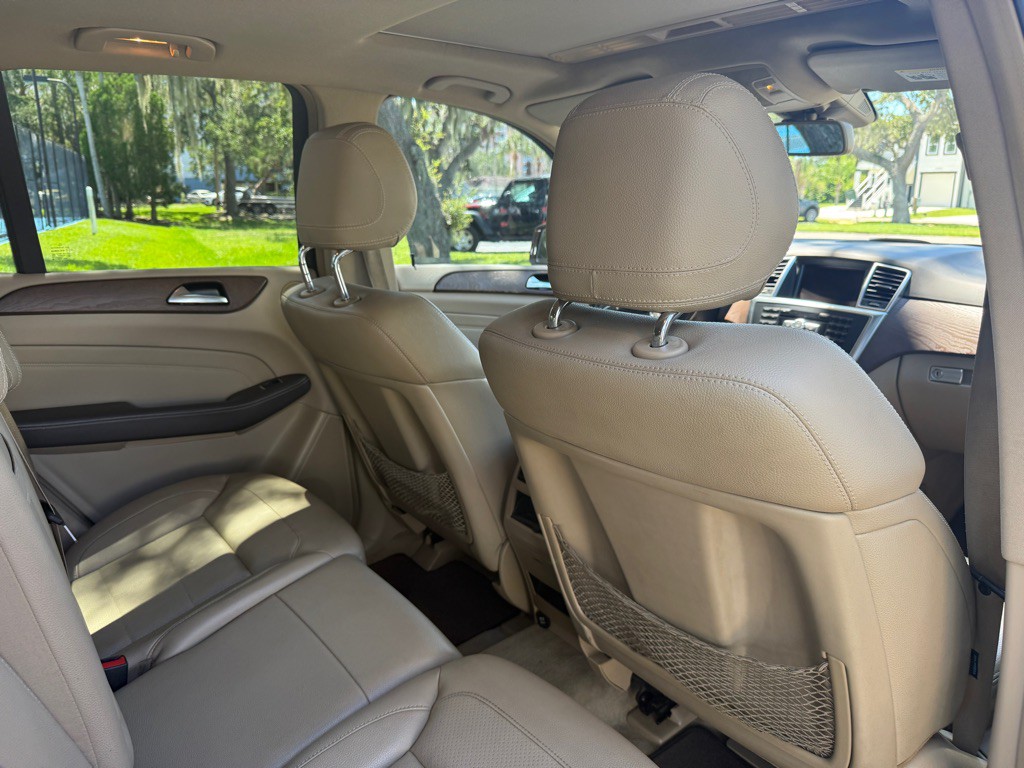 2013 Mercedes-Benz M-Class Image 18