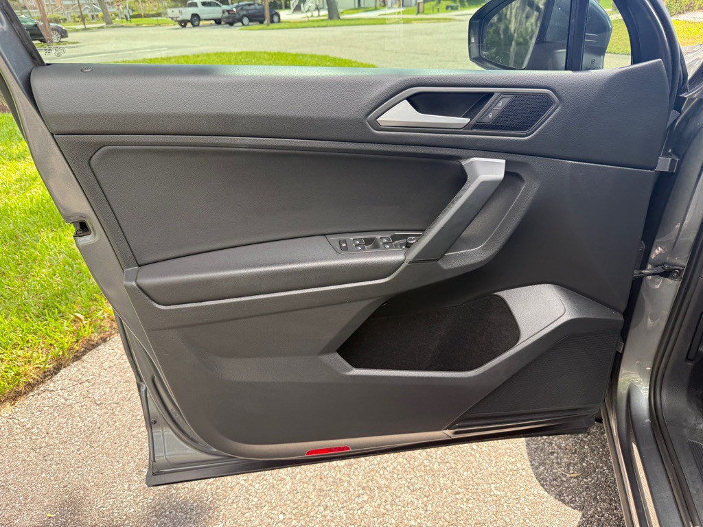 2019 Volkswagen Tiguan Image 11