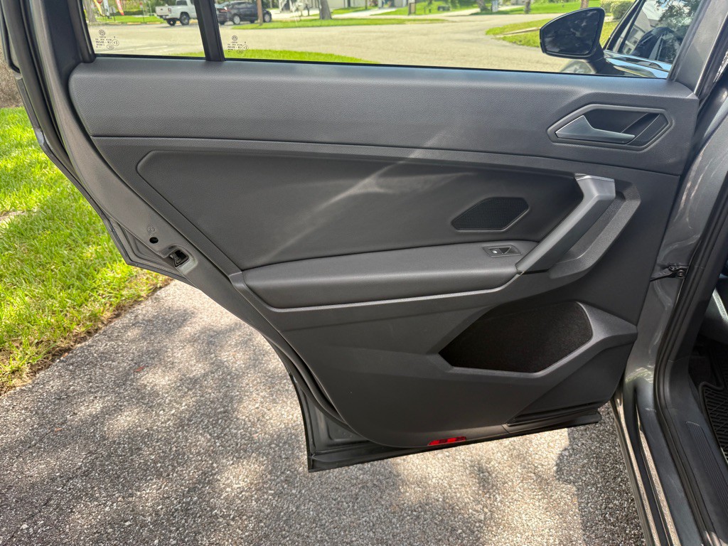 2019 Volkswagen Tiguan Image 14