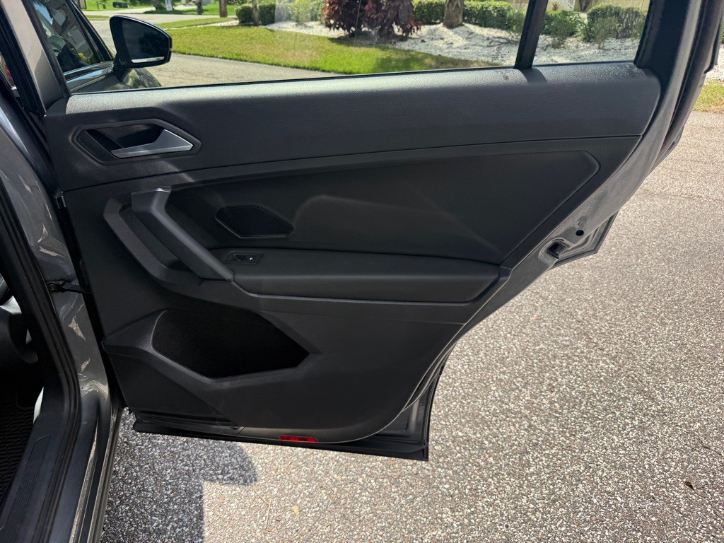 2019 Volkswagen Tiguan Image 18