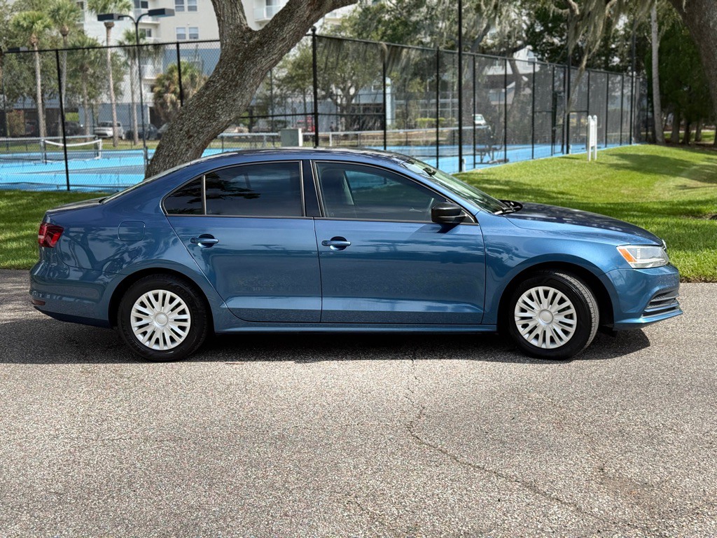 2016 Volkswagen Jetta Image 6