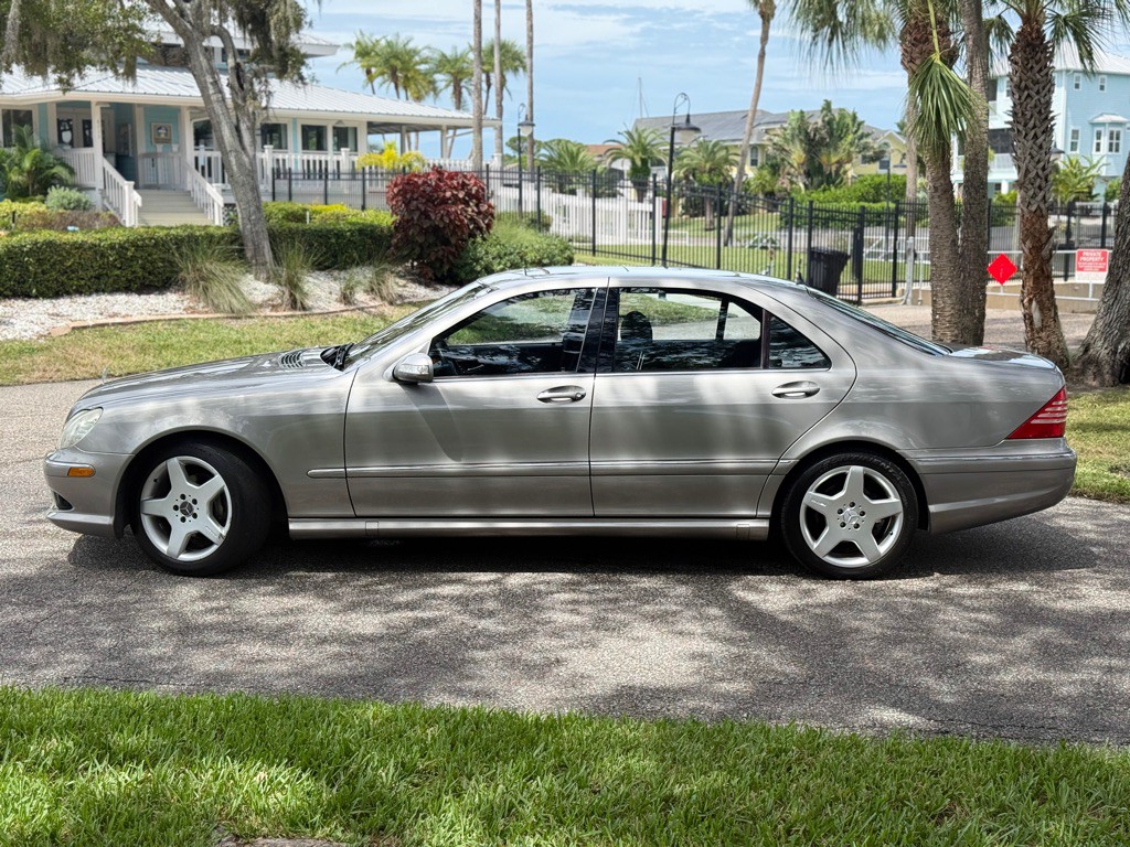 2004 Mercedes-Benz S-Class Image 2