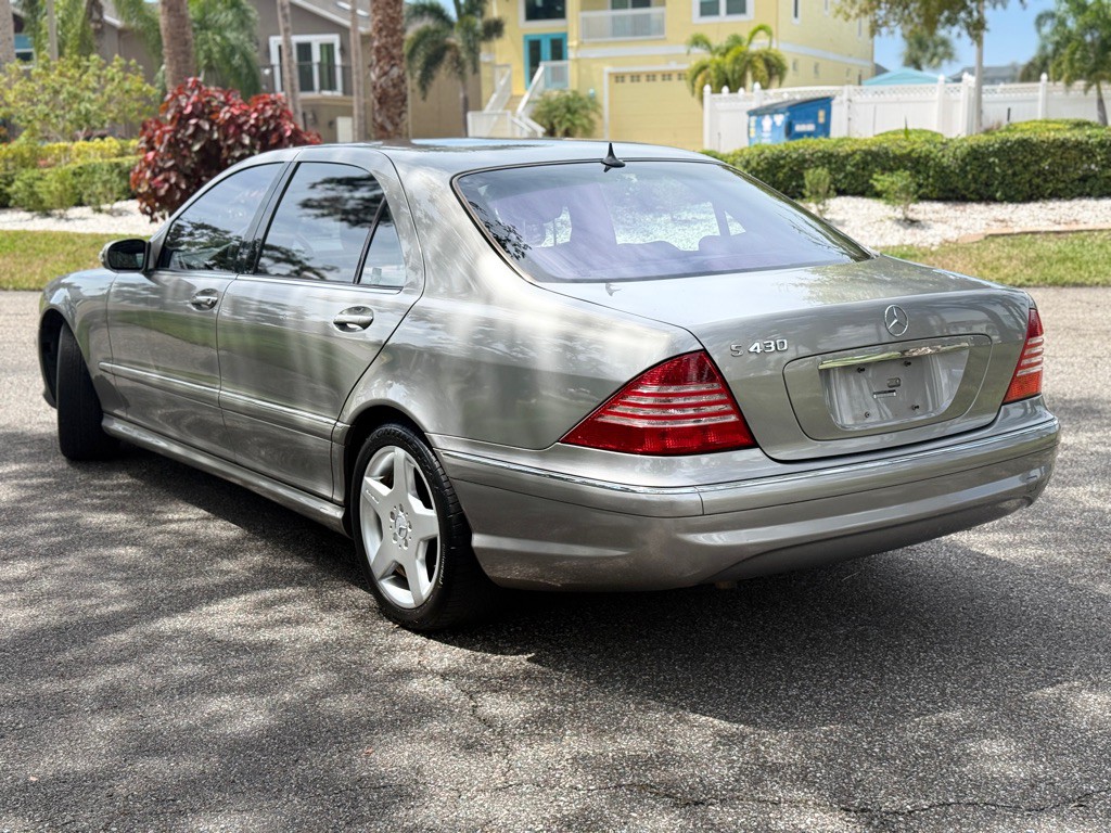 2004 Mercedes-Benz S-Class Image 3