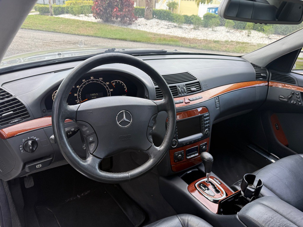 2004 Mercedes-Benz S-Class Image 11