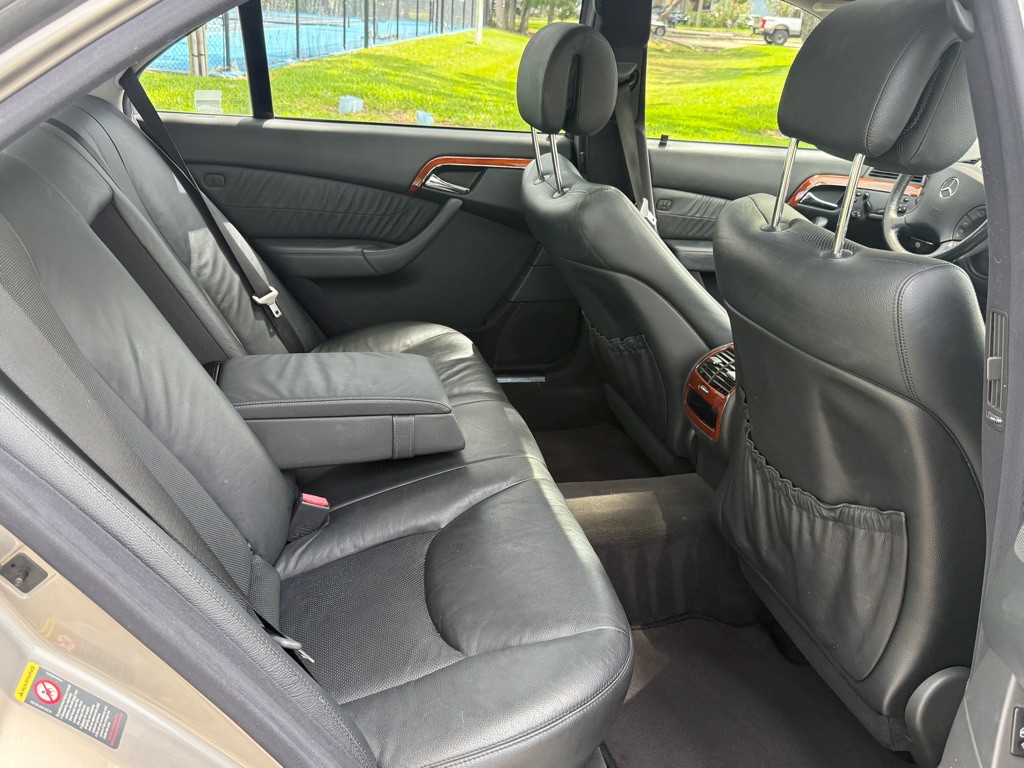 2004 Mercedes-Benz S-Class Image 17