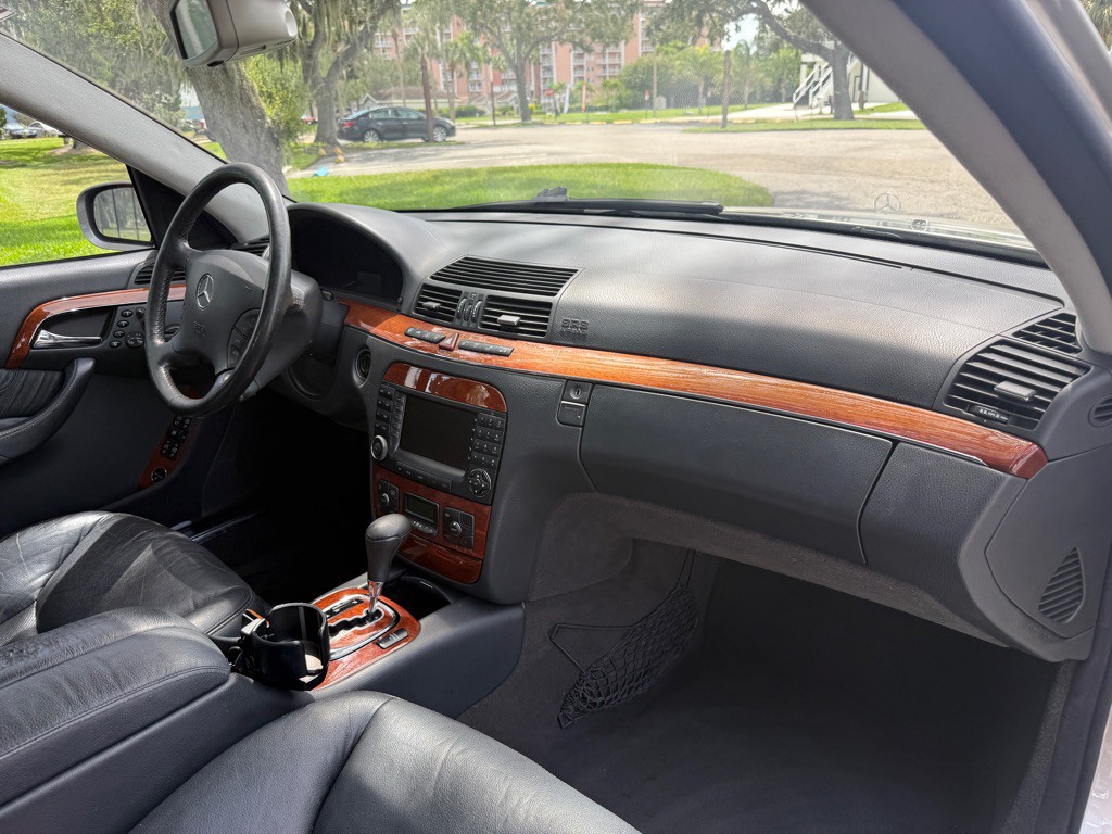 2004 Mercedes-Benz S-Class Image 20