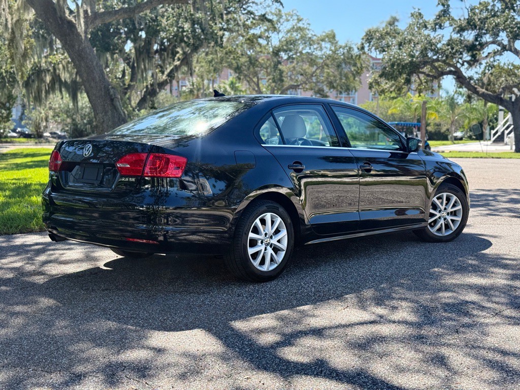 2013 Volkswagen Jetta Image 5