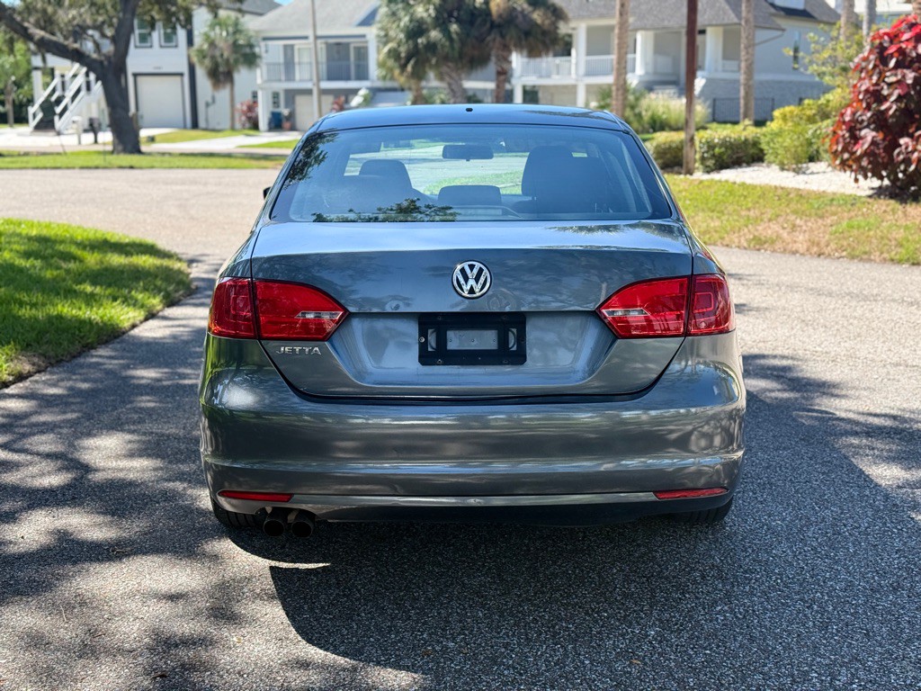2014 Volkswagen Jetta Image 4