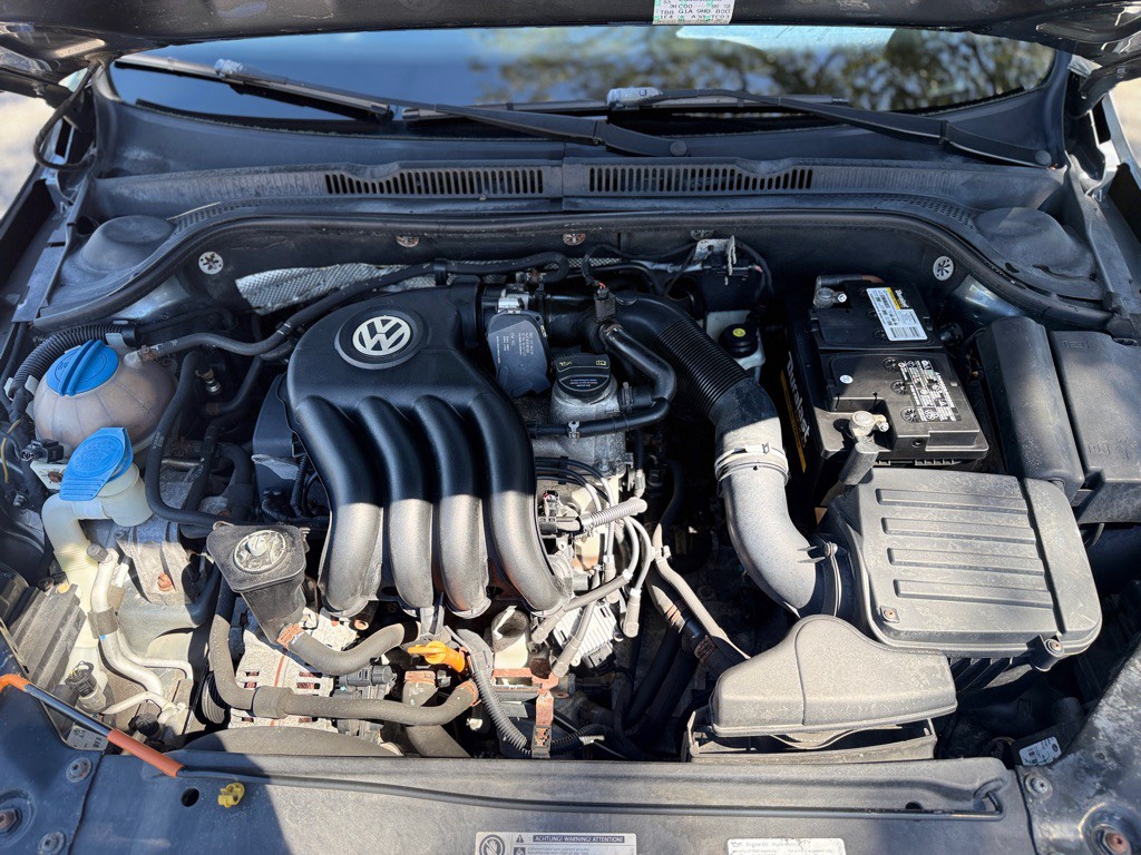 2014 Volkswagen Jetta Image 8