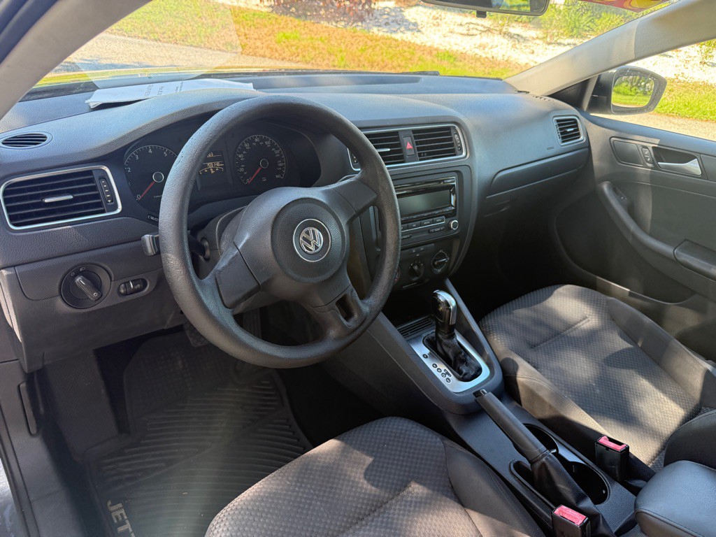 2014 Volkswagen Jetta Image 10