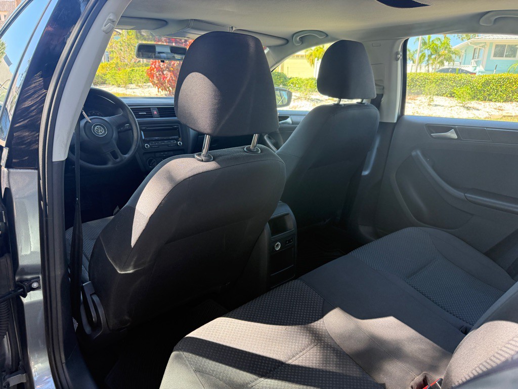 2014 Volkswagen Jetta Image 13