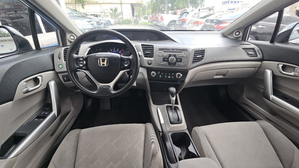 2012 Honda Civic Image 10