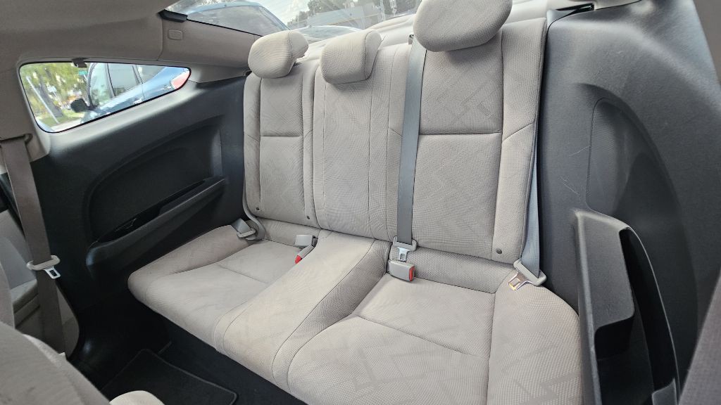 2012 Honda Civic Image 17