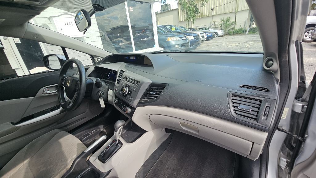 2012 Honda Civic Image 25