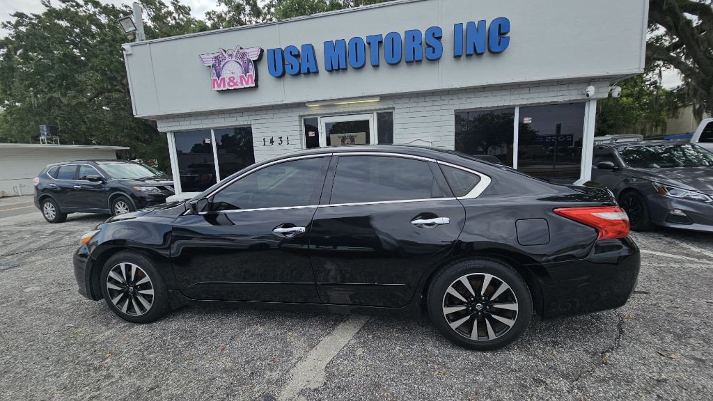 2017 Nissan Altima Image 4