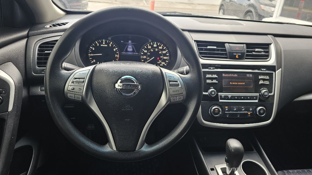 2017 Nissan Altima Image 13