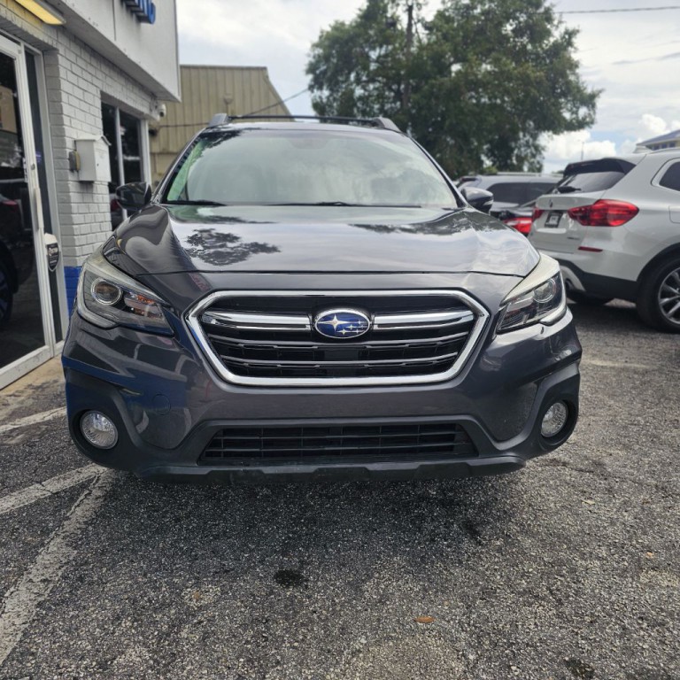 2018 Subaru Outback Image 2