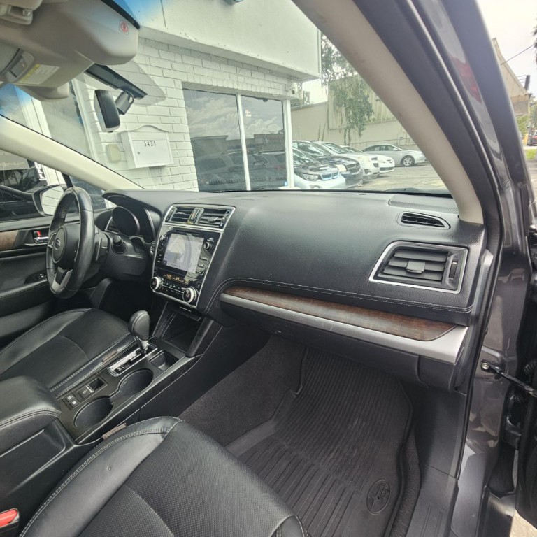 2018 Subaru Outback Image 13