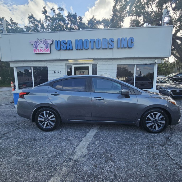 2020 Nissan Versa Image 5