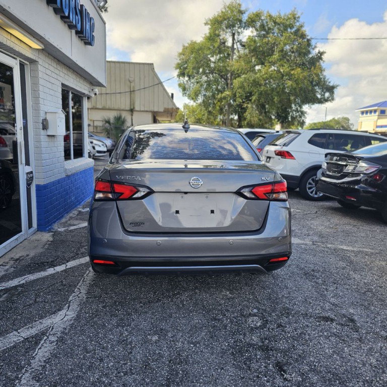 2020 Nissan Versa Image 7
