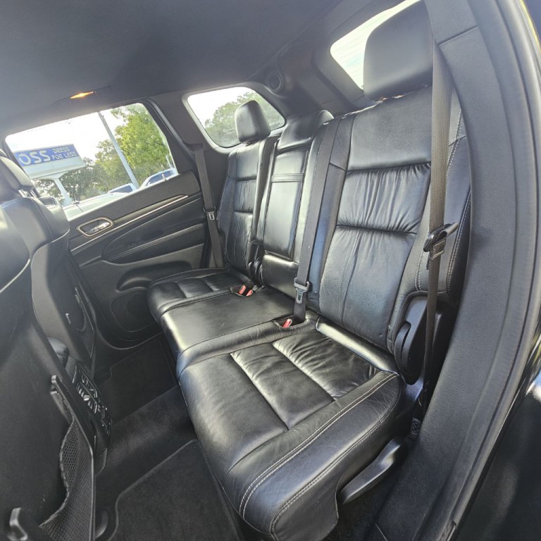 2014 Jeep Grand Cherokee Image 16