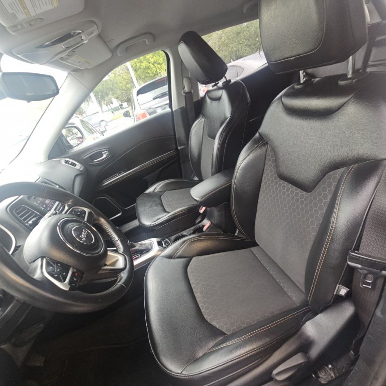 2018 Jeep Compass Image 10