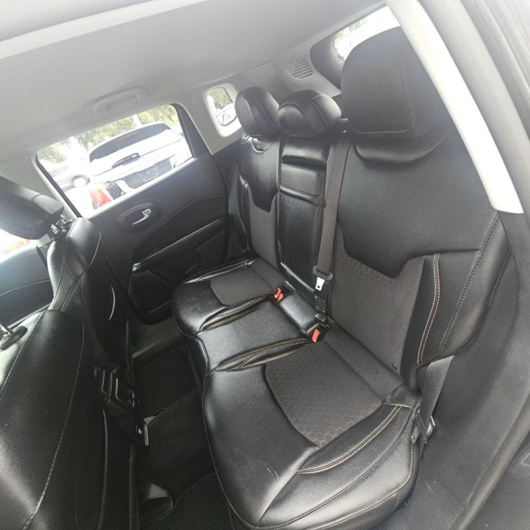 2018 Jeep Compass Image 15