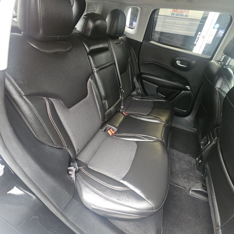 2018 Jeep Compass Image 16