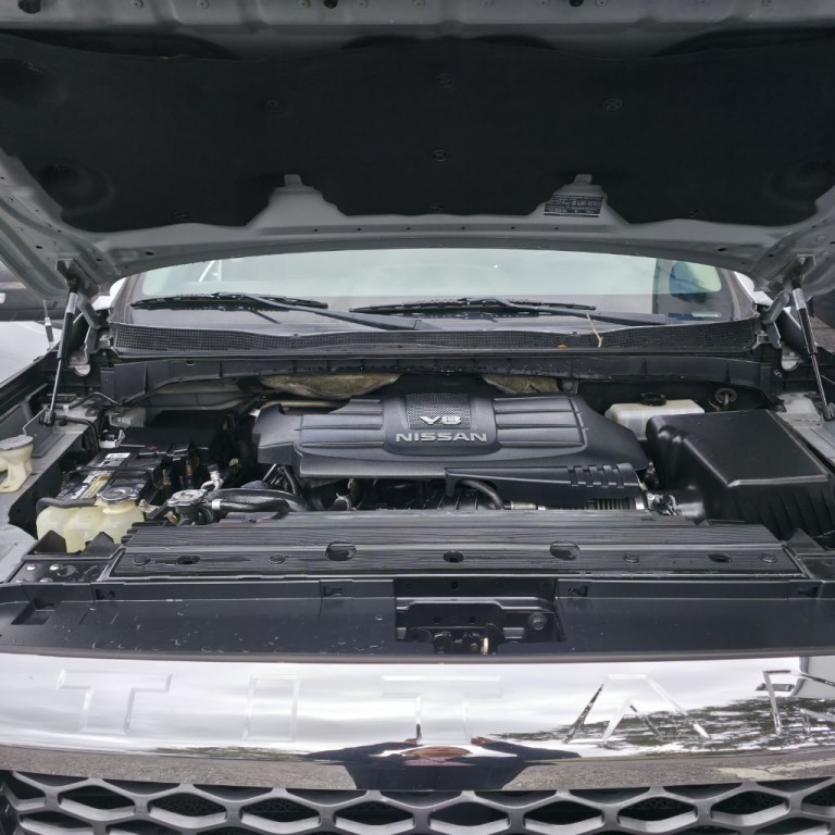 2017 Nissan Titan Image 20