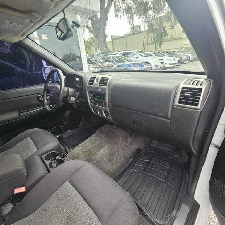 2011 Chevrolet Colorado Image 10