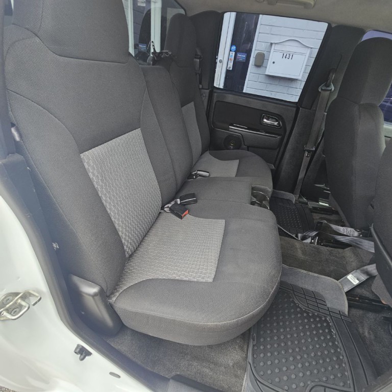 2011 Chevrolet Colorado Image 16