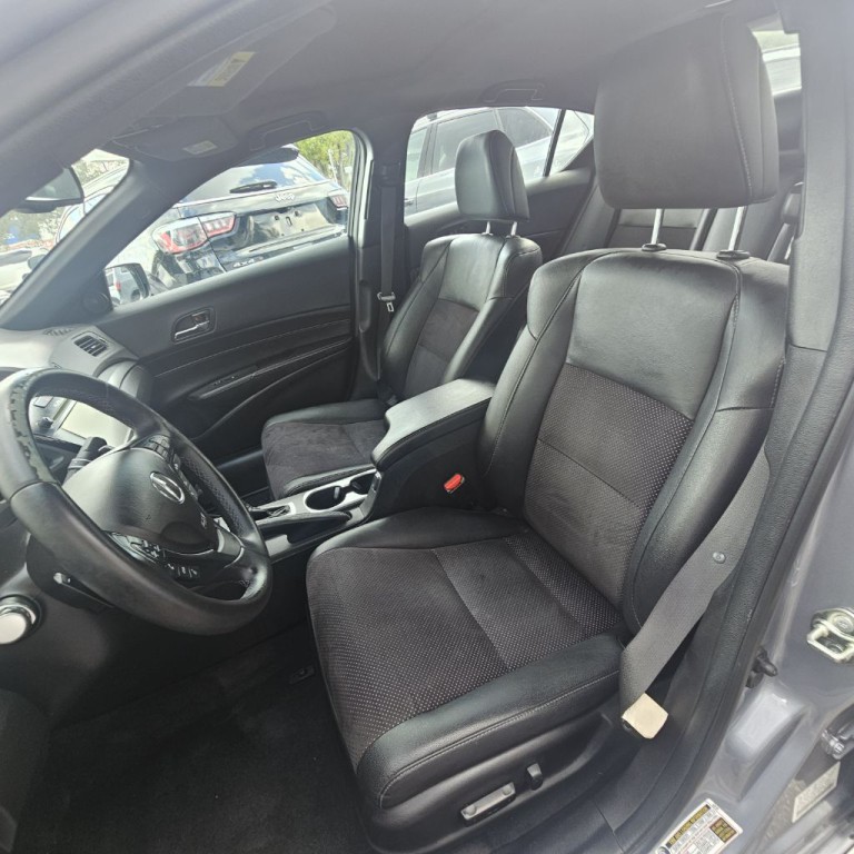 2016 Acura ILX Image 13