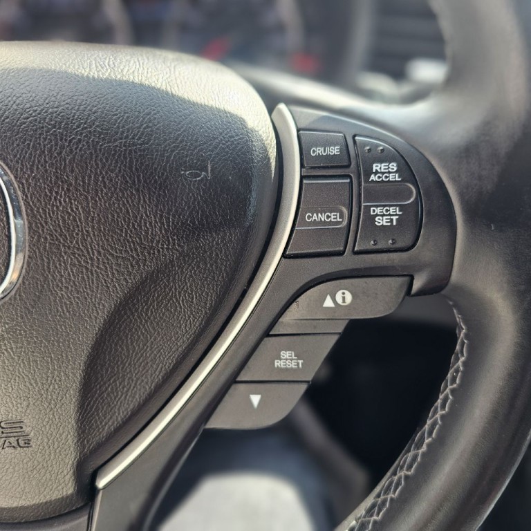 2016 Acura ILX Image 18