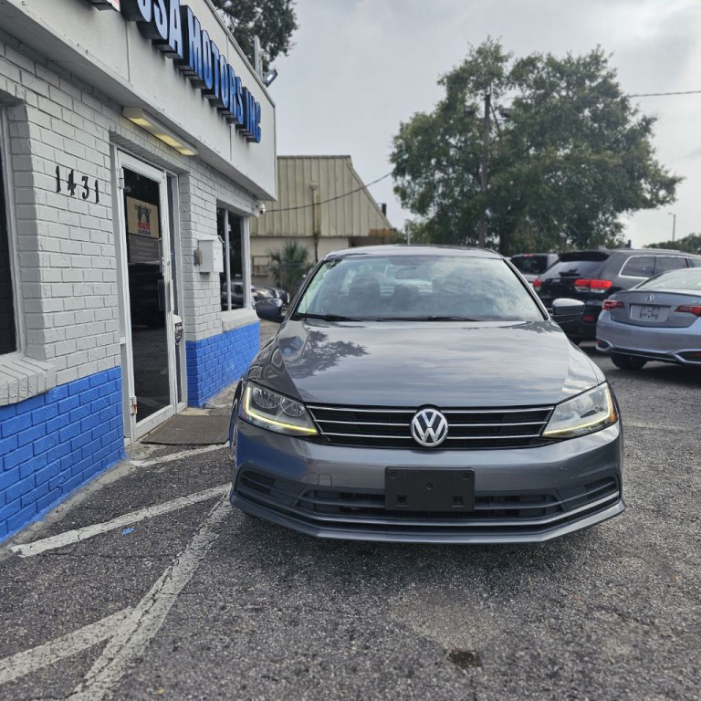 2017 Volkswagen Jetta Image 2