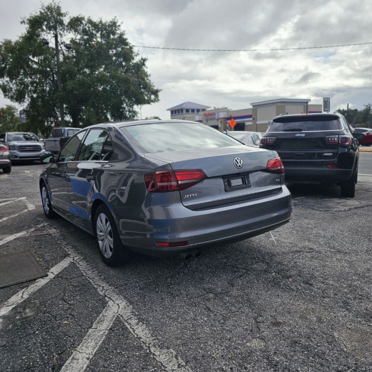 2017 Volkswagen Jetta Image 6