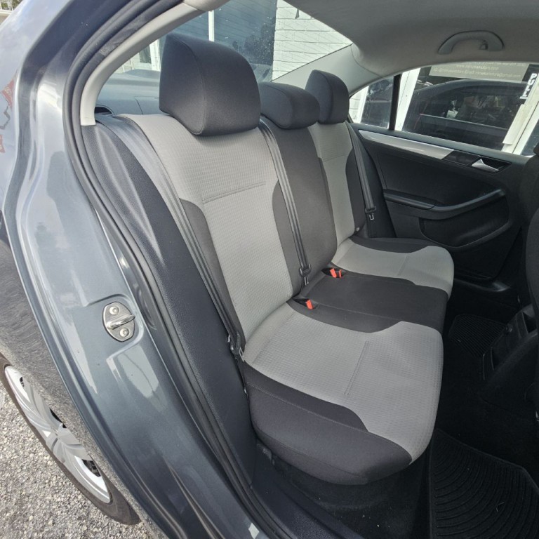 2017 Volkswagen Jetta Image 15