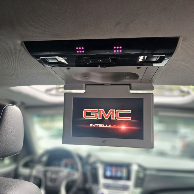 2017 GMC Yukon Image 17