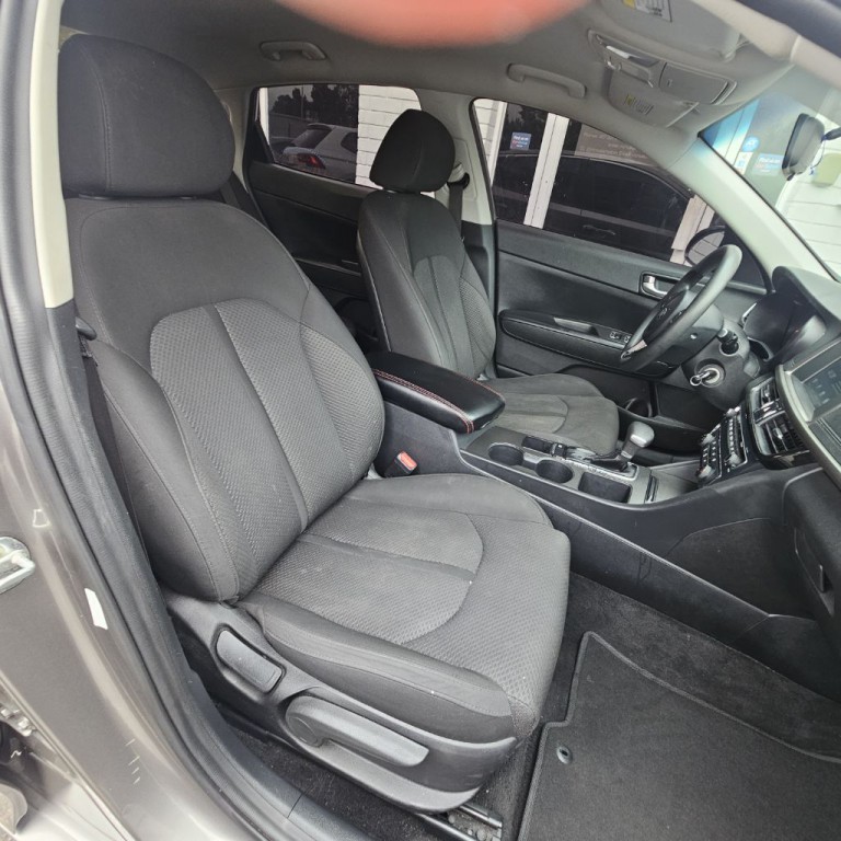 2018 Kia Optima Image 12