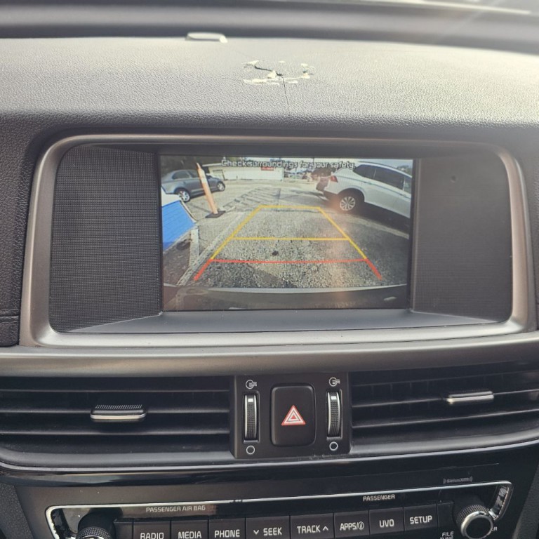 2018 Kia Optima Image 16