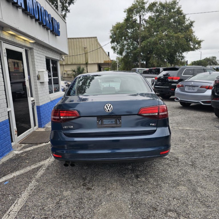 2018 Volkswagen Jetta Image 7