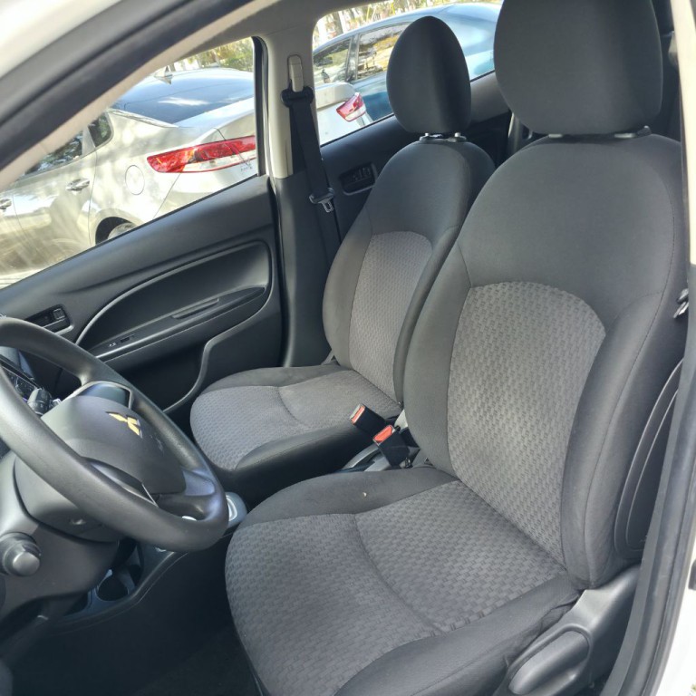 2017 Mitsubishi Mirage Image 10