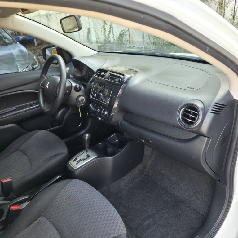 2017 Mitsubishi Mirage Image 13