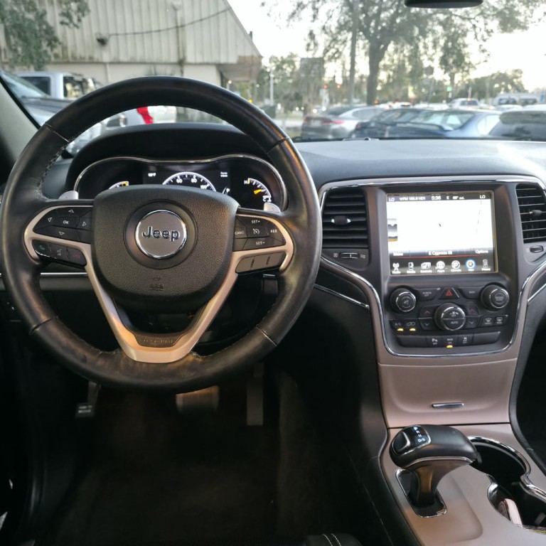 2015 Jeep Grand Cherokee Image 14