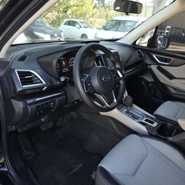 2019 Subaru Forester Image 13