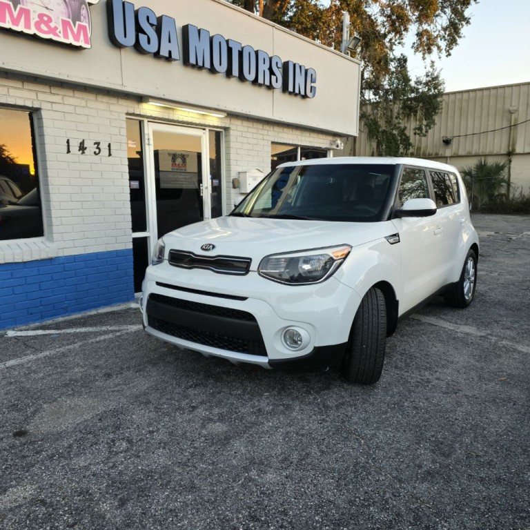 2017 Kia Soul Image 1